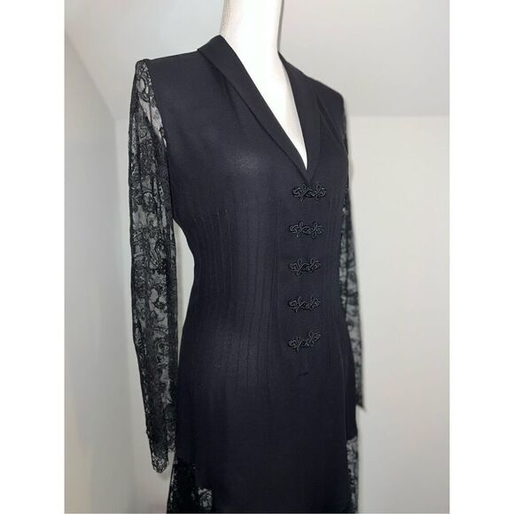 Valentino Night 100% Silk Lace Dress 6 Cocktail Date Night LBD - Picture 3 of 16